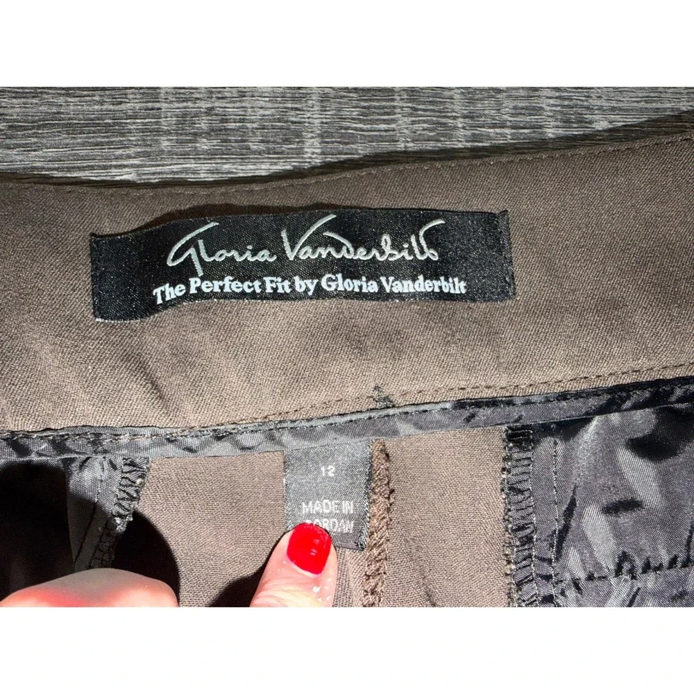 Gloria Vanderbilt lot gloria